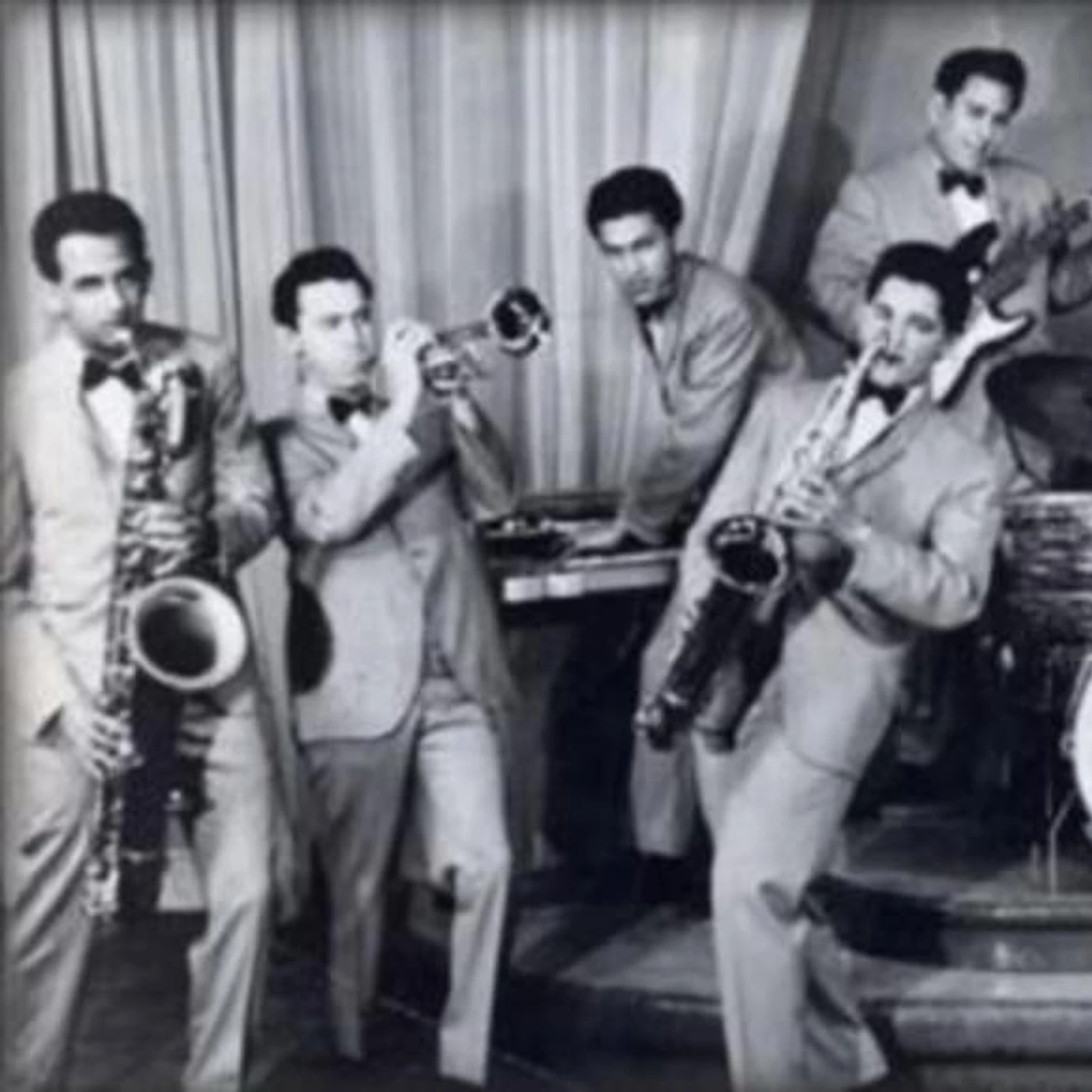 Sunny & The Sunliners Brand Page