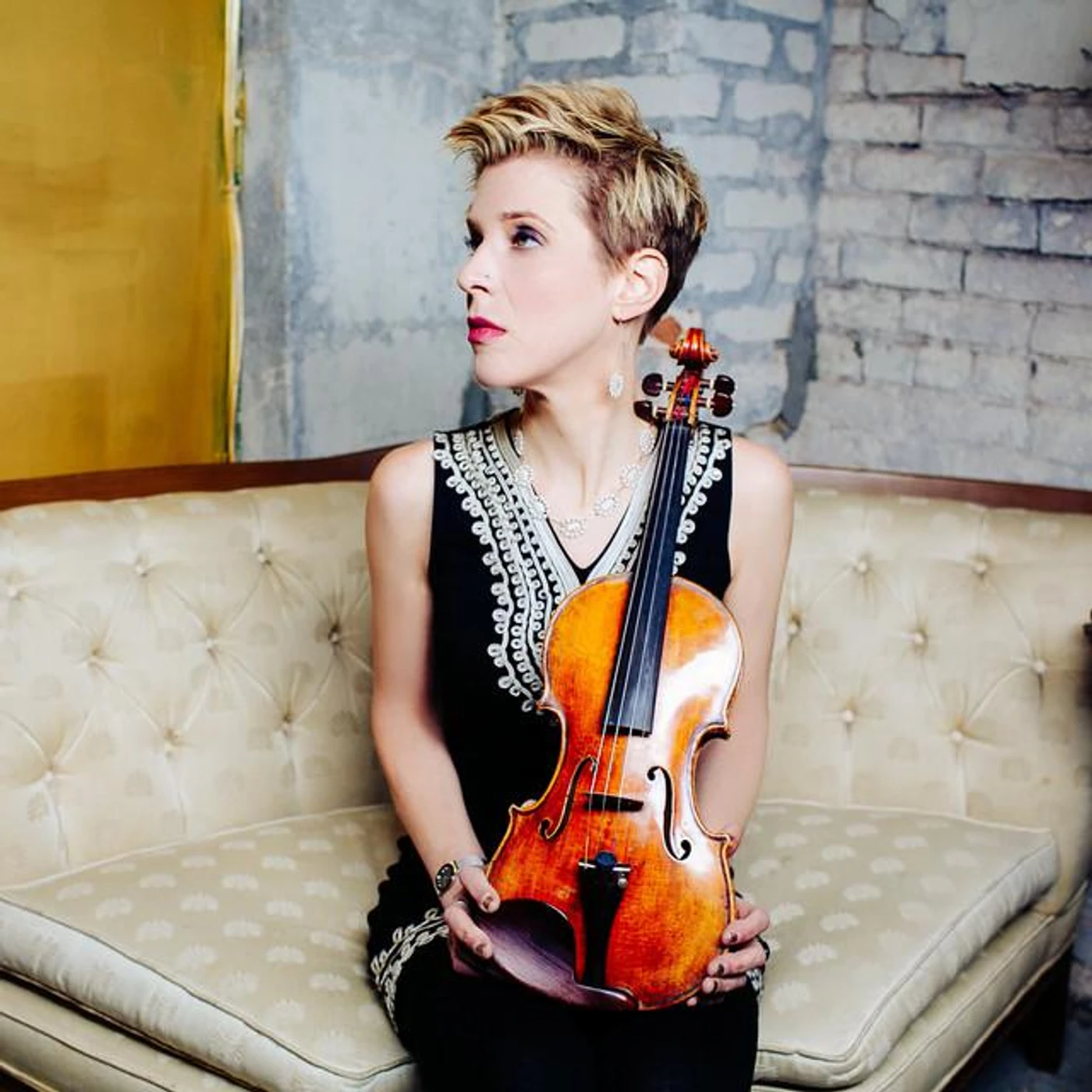Sara Caswell Brand Page