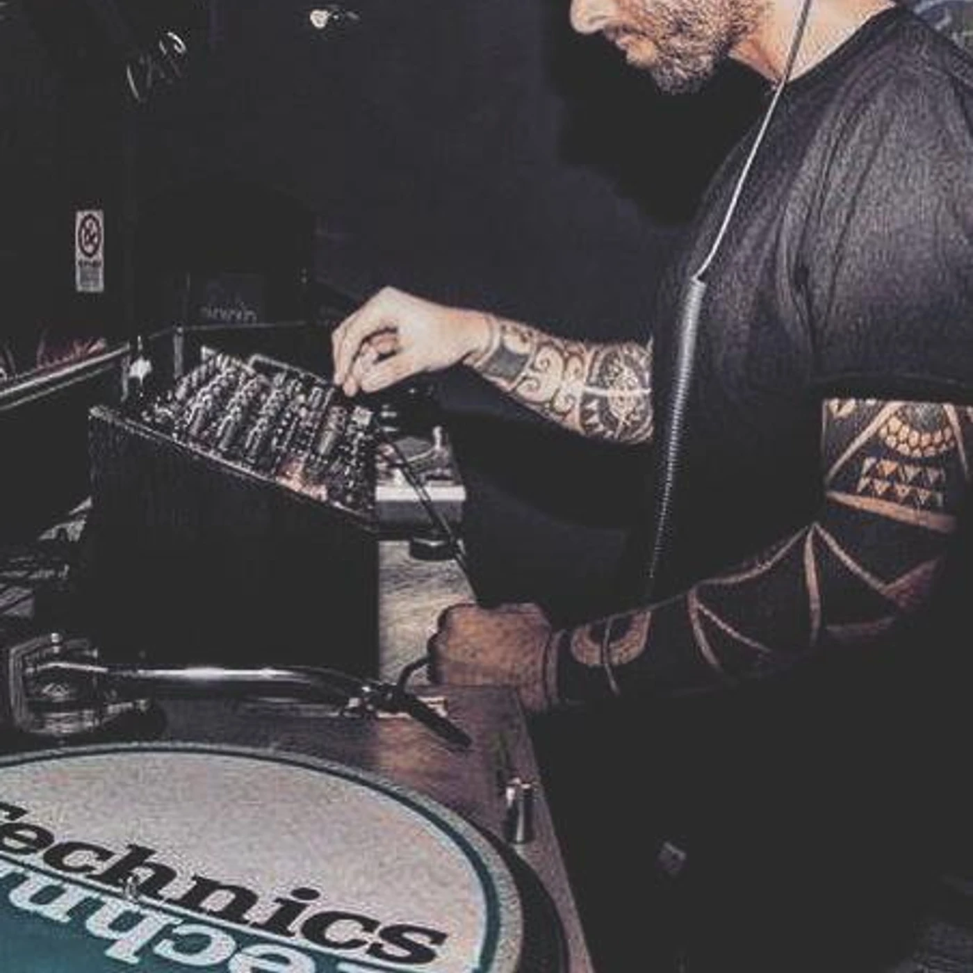 Simoncino Brand Page