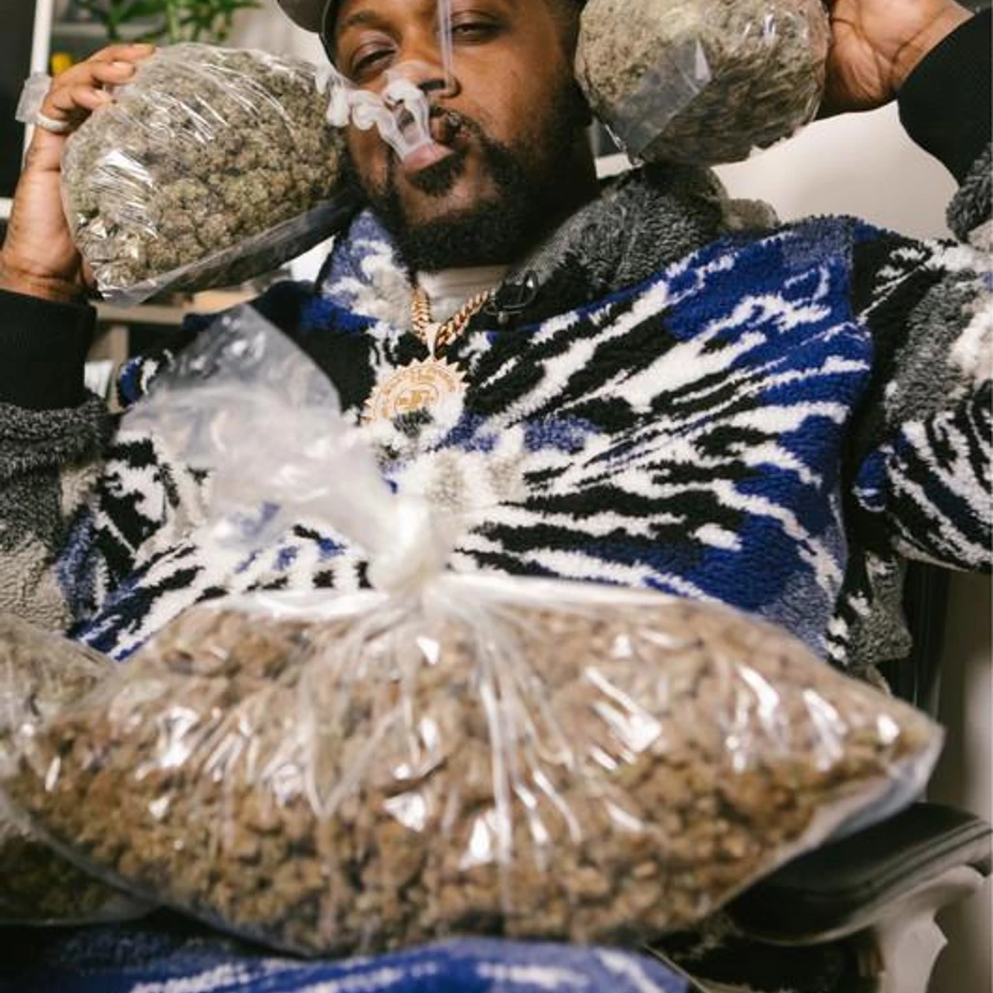 Smoke DZA Brand Page