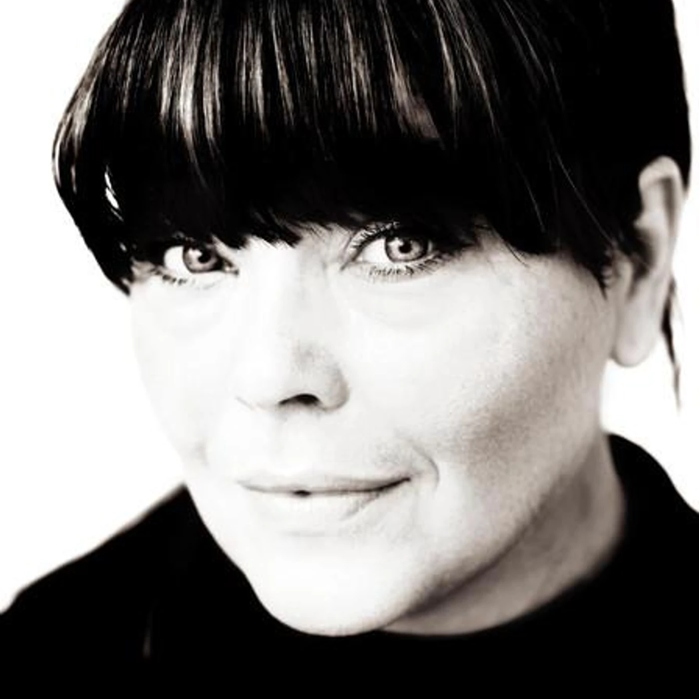 Solveig Slettahjell Brand Page