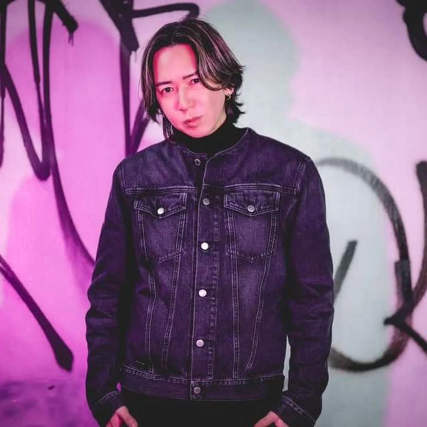 tAisuke Brand Page