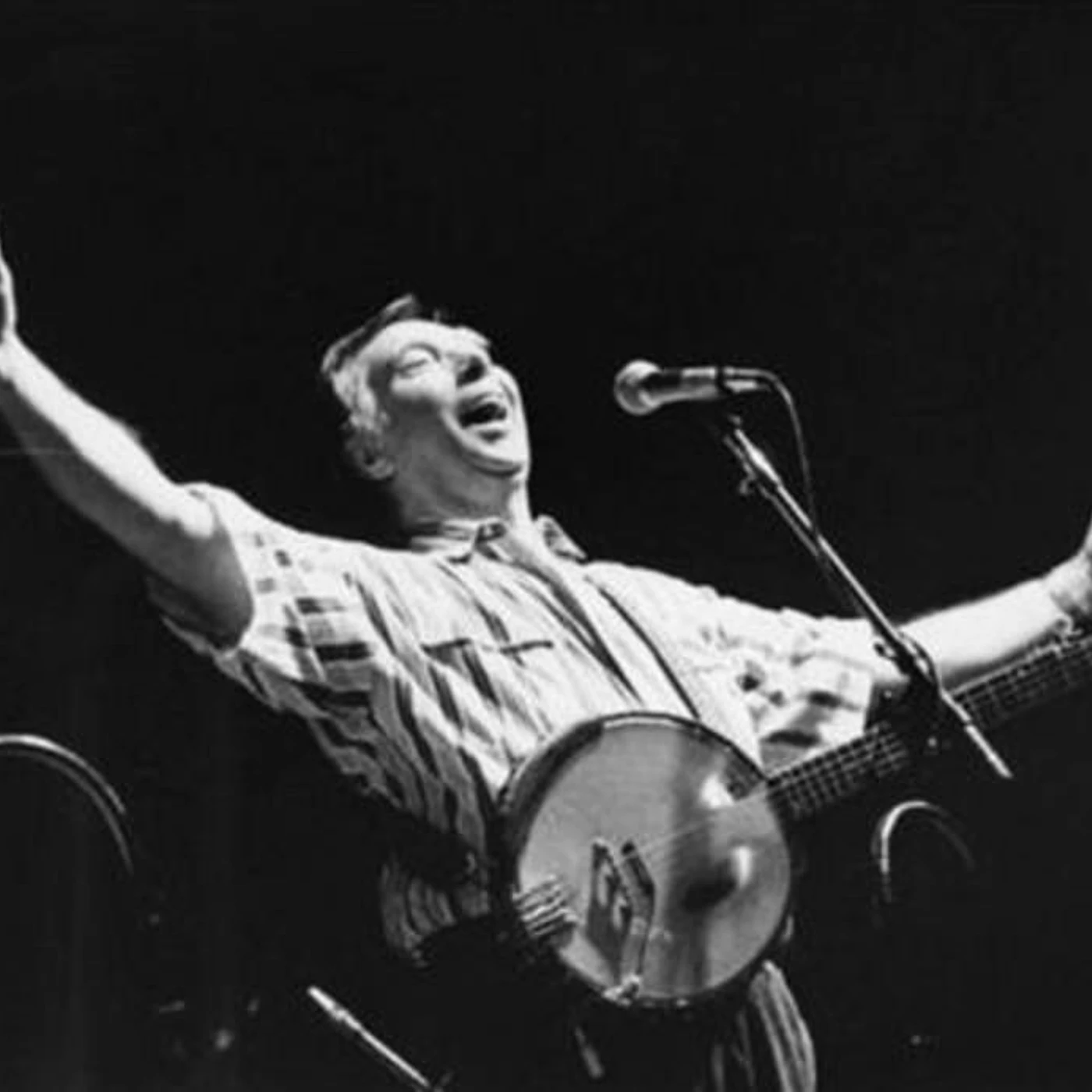 Tommy Makem Brand Page