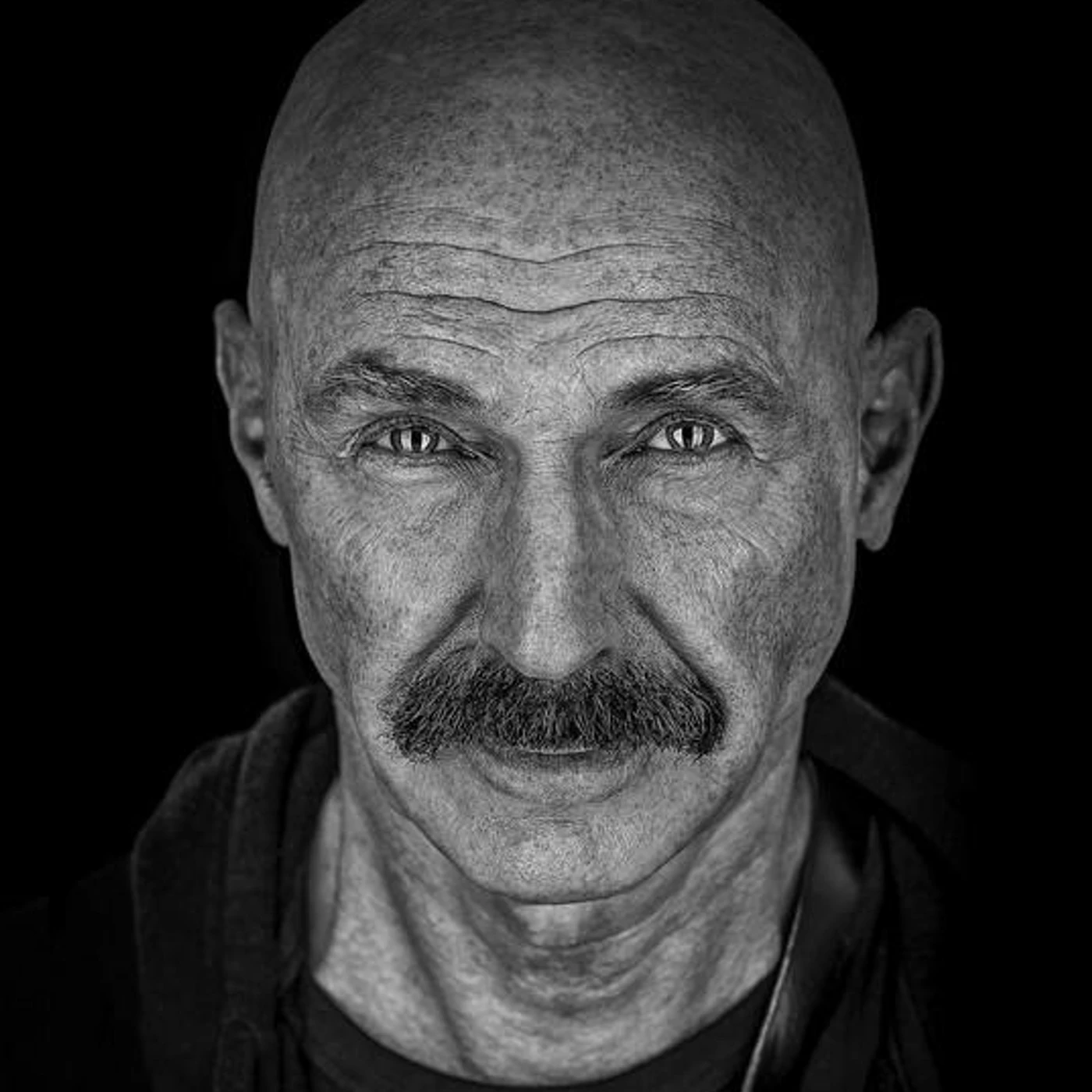 Tony Levin Brand Page
