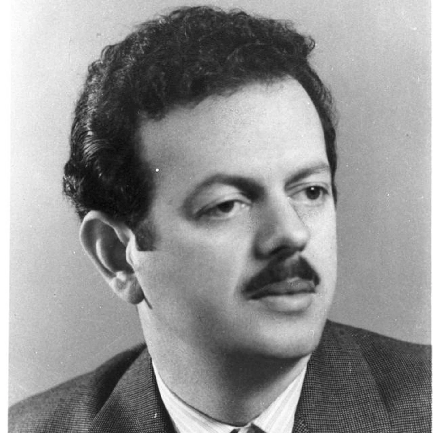 Vassilis Tsitsanis Brand Page