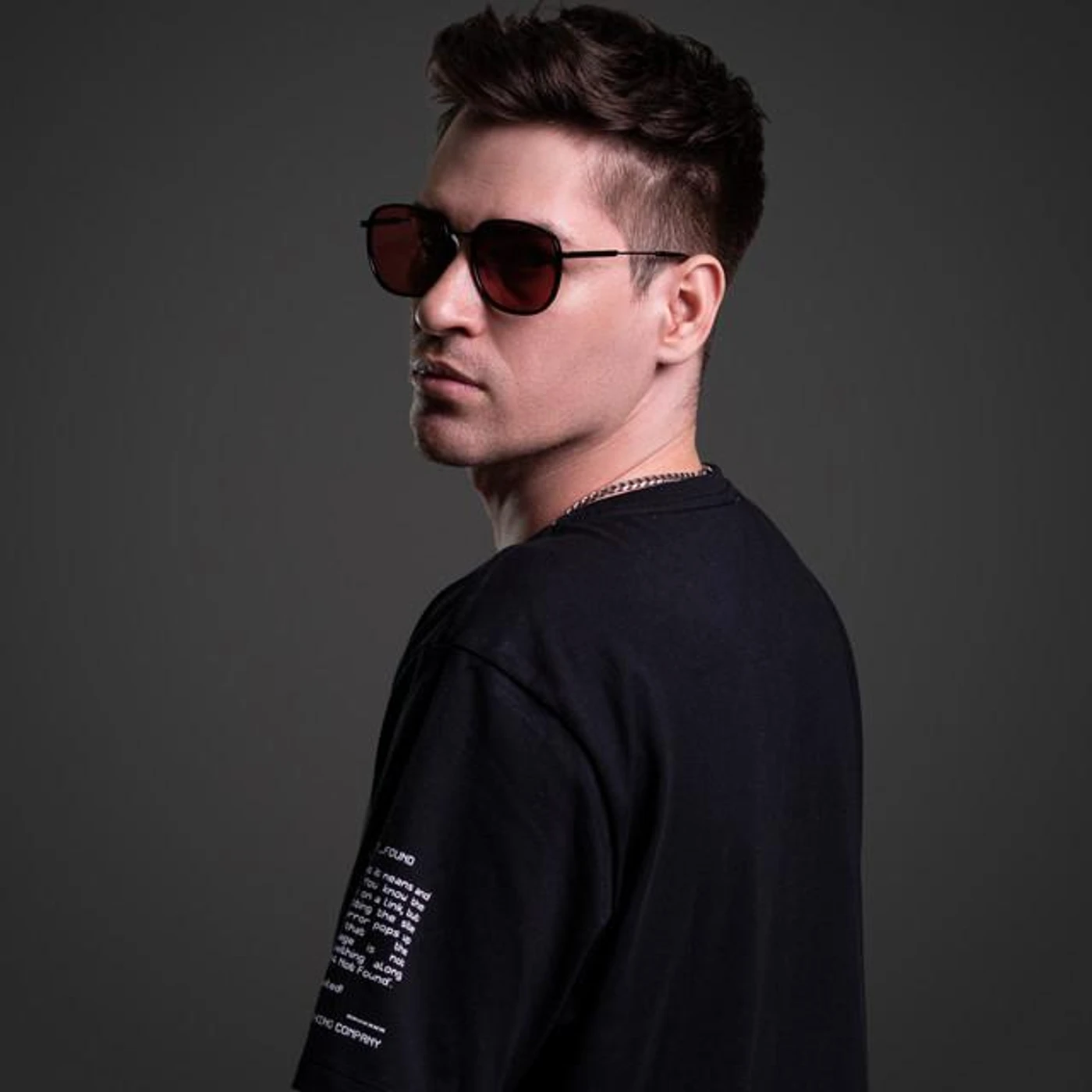 Wav3motion Brand Page