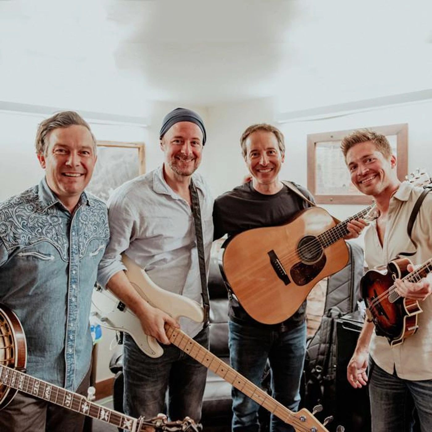 Yonder Mountain String Band Brand Page