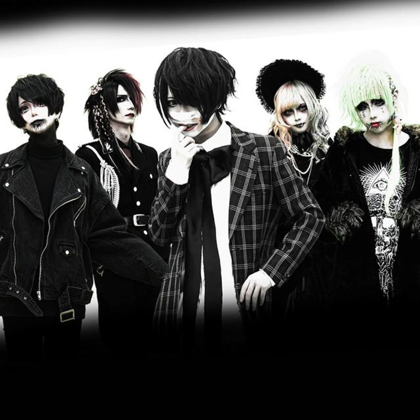 仮病 Brand Page