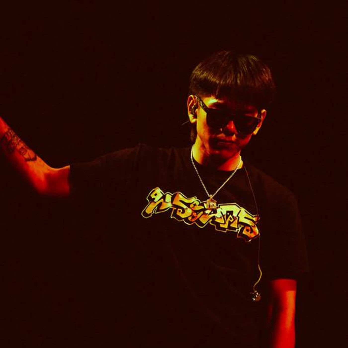 4BANG Brand Page