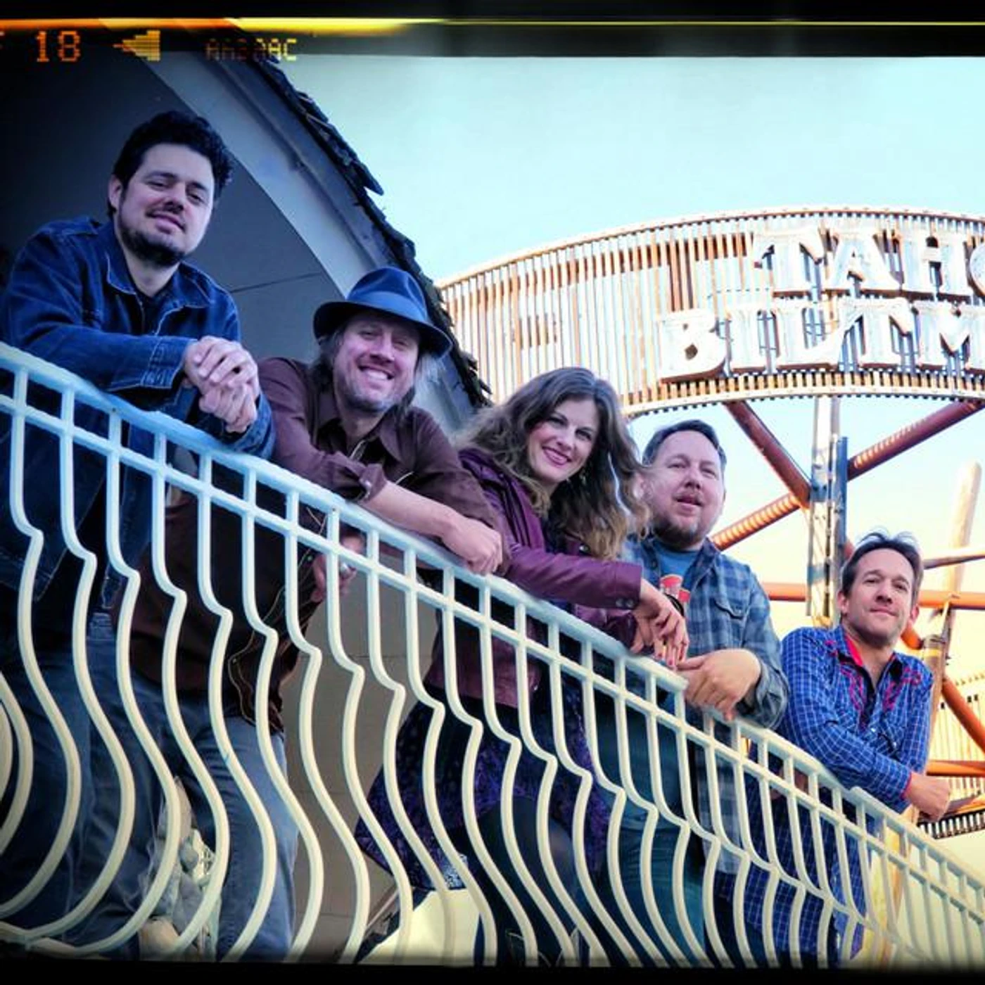 Dead Winter Carpenters