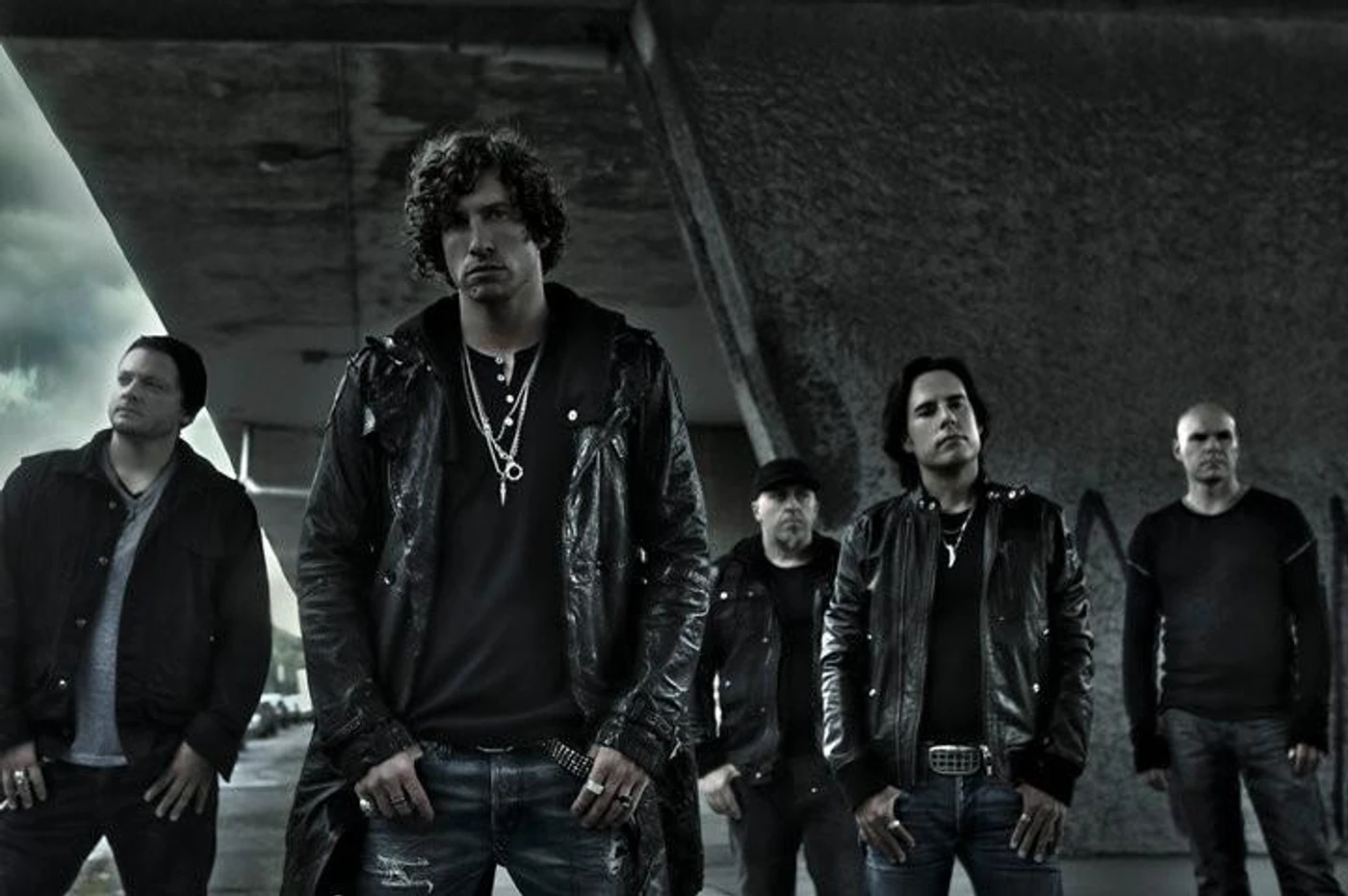Jonas & The Massive Attraction