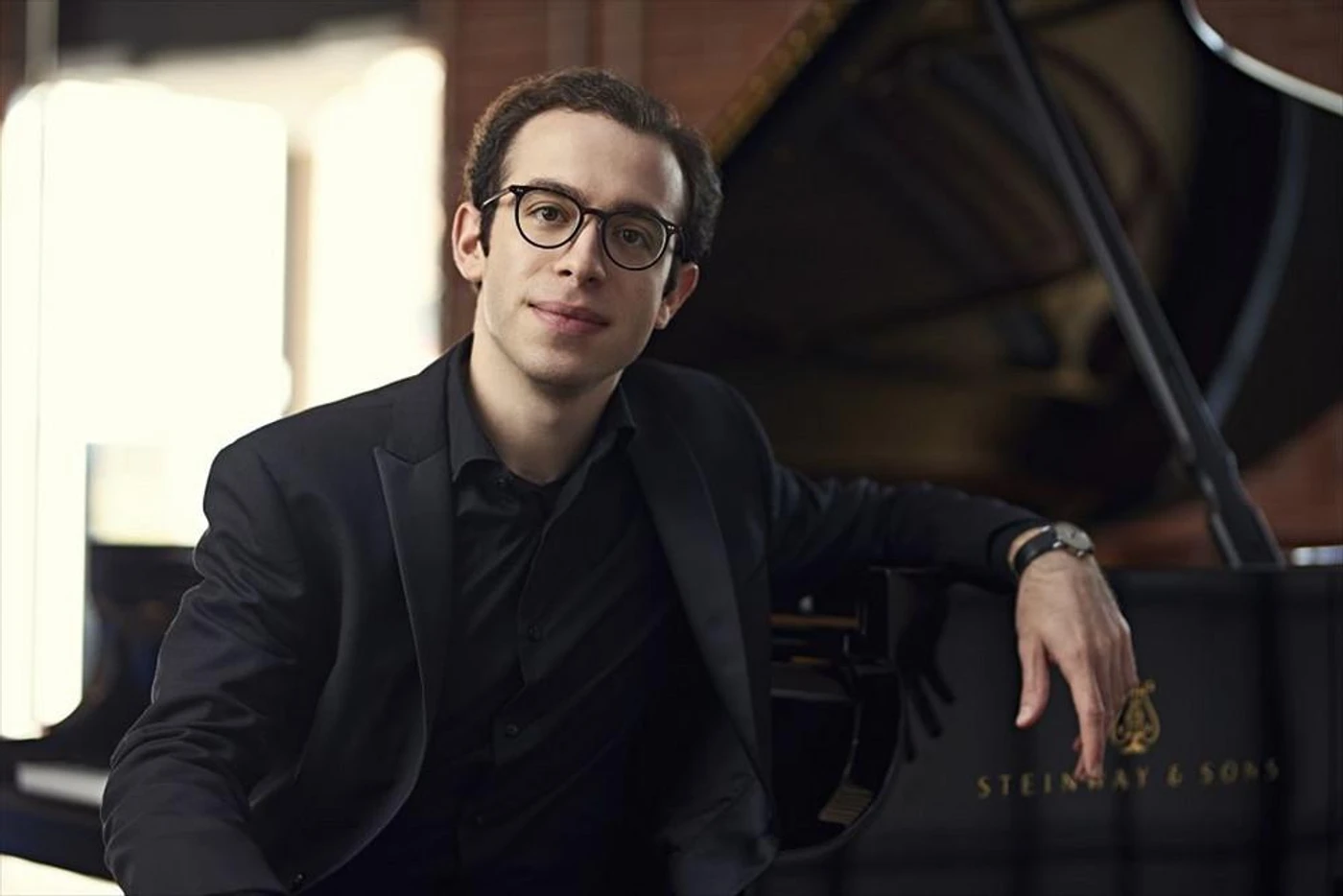 Nicolas Namoradze
