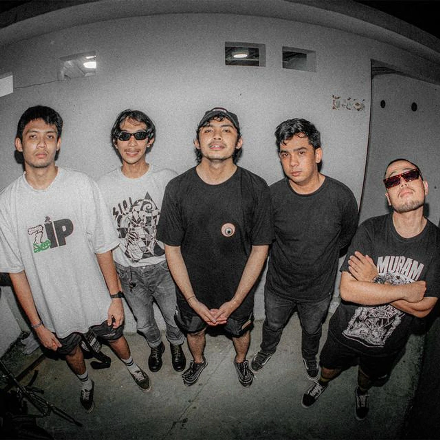 Democrust